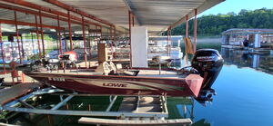 lowe bass boat