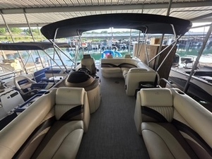 2012 - 22' pontoon
